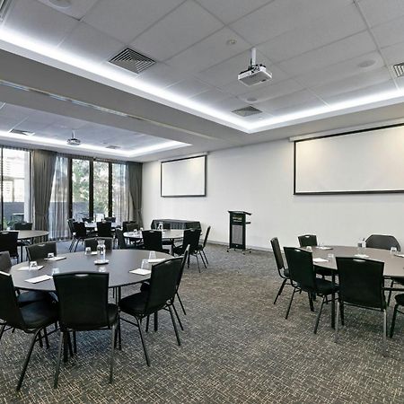 Отель Courtyard By Marriott Brisbane South Bank Экстерьер фото