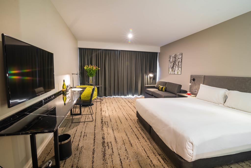 Отель Courtyard By Marriott Brisbane South Bank Экстерьер фото