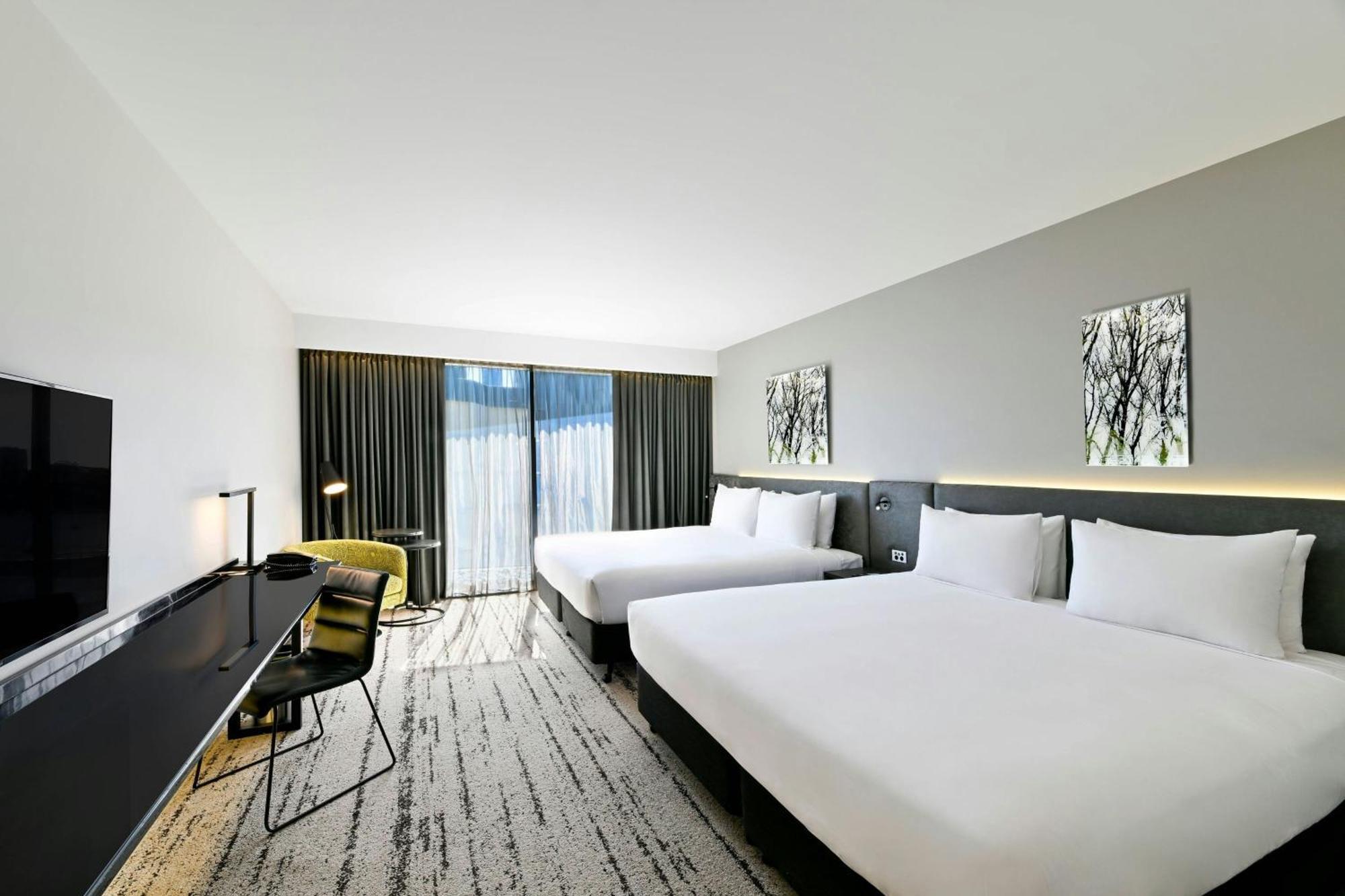 Отель Courtyard By Marriott Brisbane South Bank Экстерьер фото