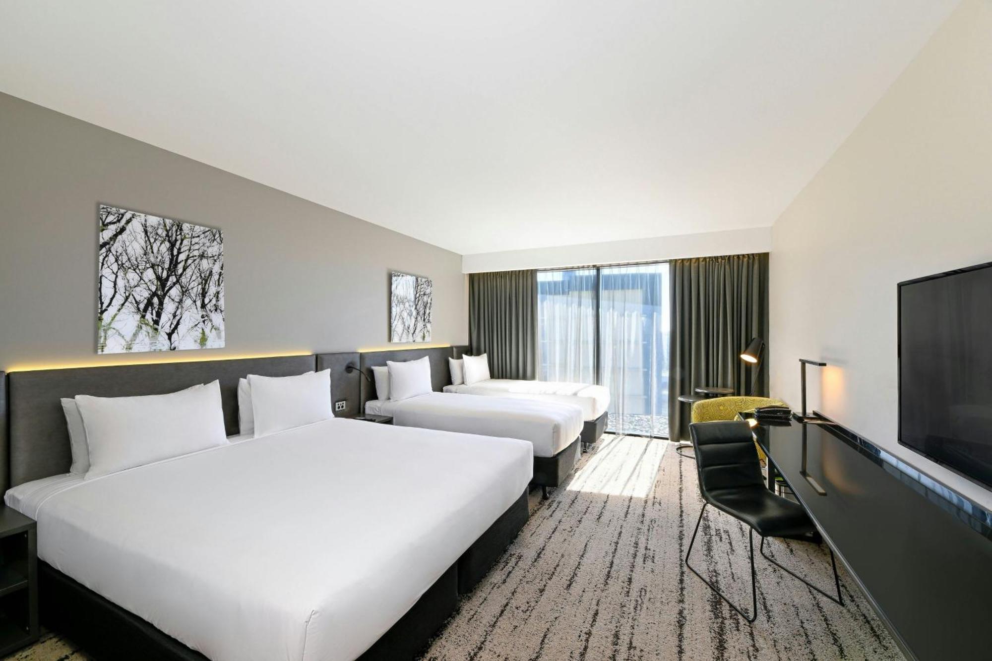 Отель Courtyard By Marriott Brisbane South Bank Экстерьер фото