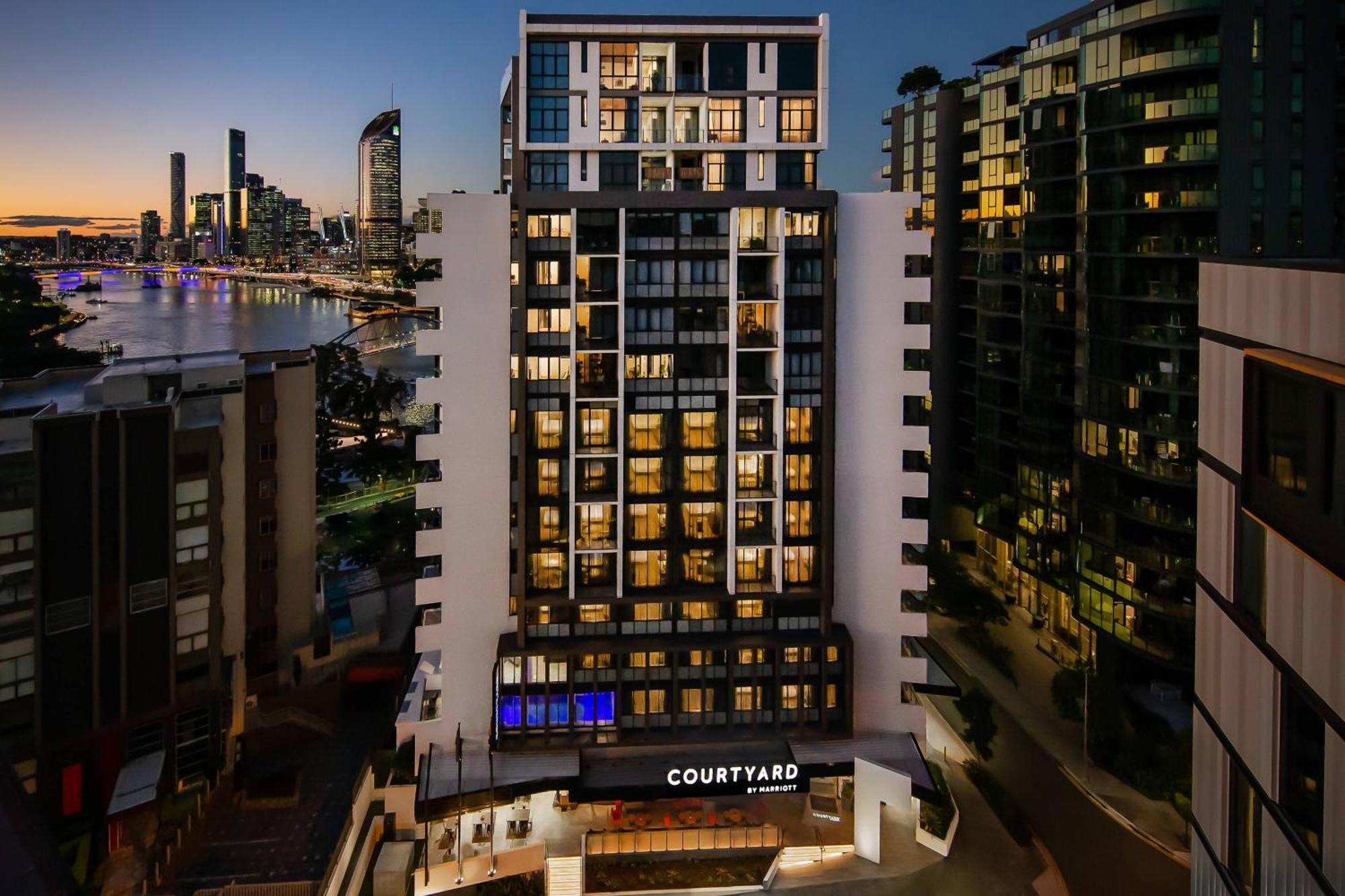 Отель Courtyard By Marriott Brisbane South Bank Экстерьер фото