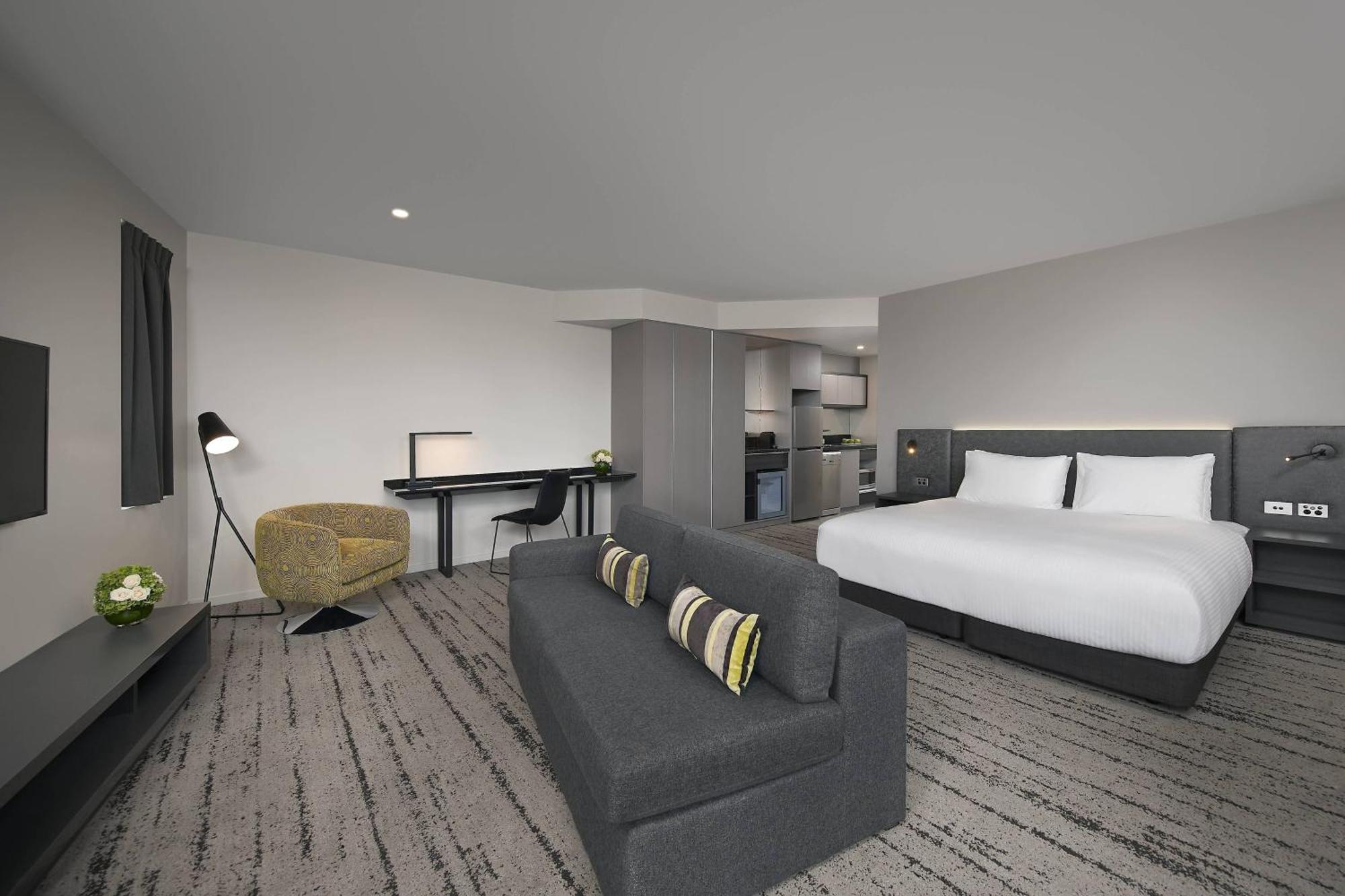 Отель Courtyard By Marriott Brisbane South Bank Экстерьер фото