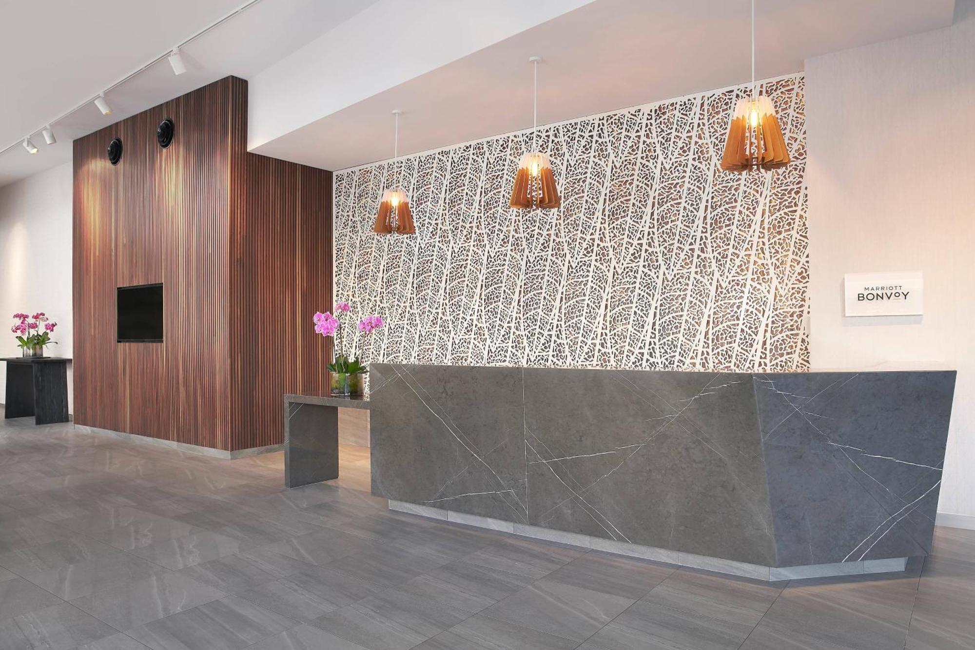 Отель Courtyard By Marriott Brisbane South Bank Экстерьер фото